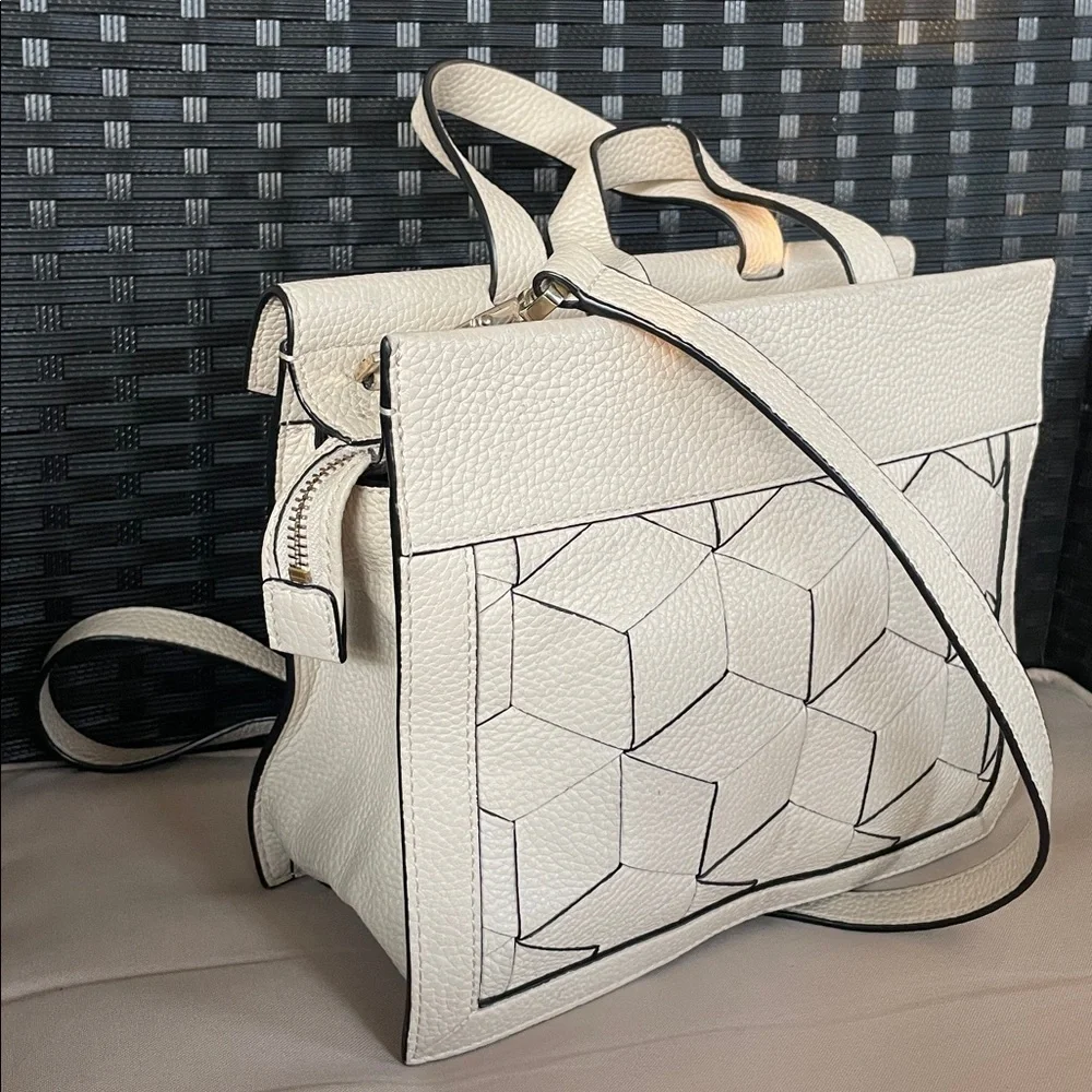 Welden Voyager Small Flap Satchel Cement Colored Pebbled Leather Crossbody Bag - Picture 5 of 13